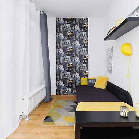 Studio Prądnik Biały Kraków by Renters Apartamento Exterior foto